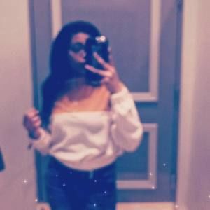 Meet your Posher, Leah